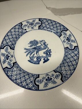 Vintage Yuan 6 inch bird Wood & Sins plate